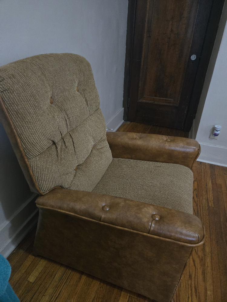 Vintage Brown Armchair - photo 3