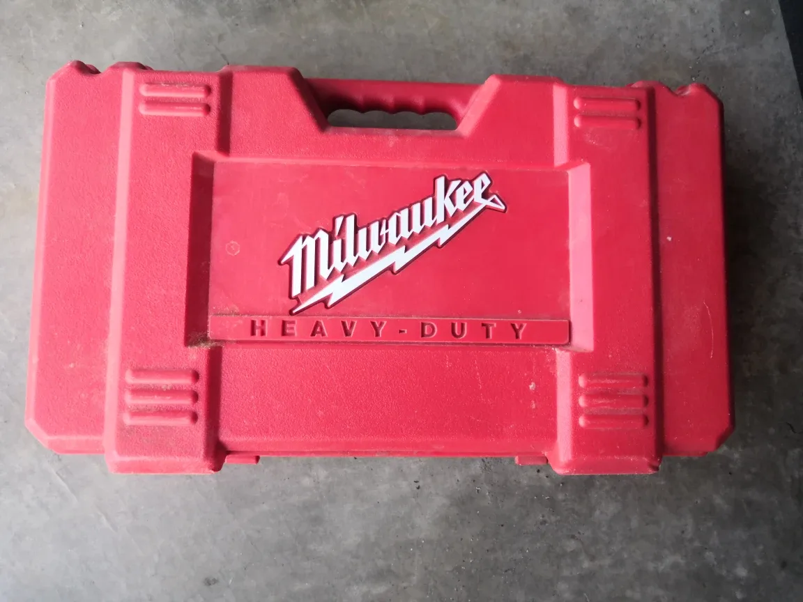 Milwaukee Impact Driver thumbnail