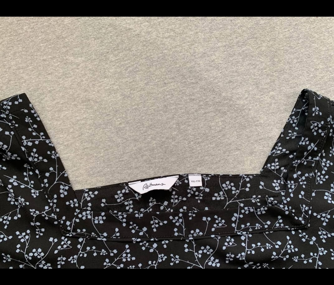 Women's Black and Light Blue Floral Blouse Size XXL - photo 4