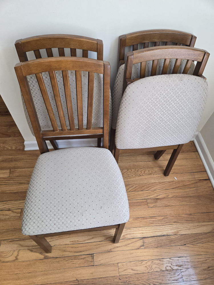 Set of 4 Foldable Wooden Dining Chairs - photo 2