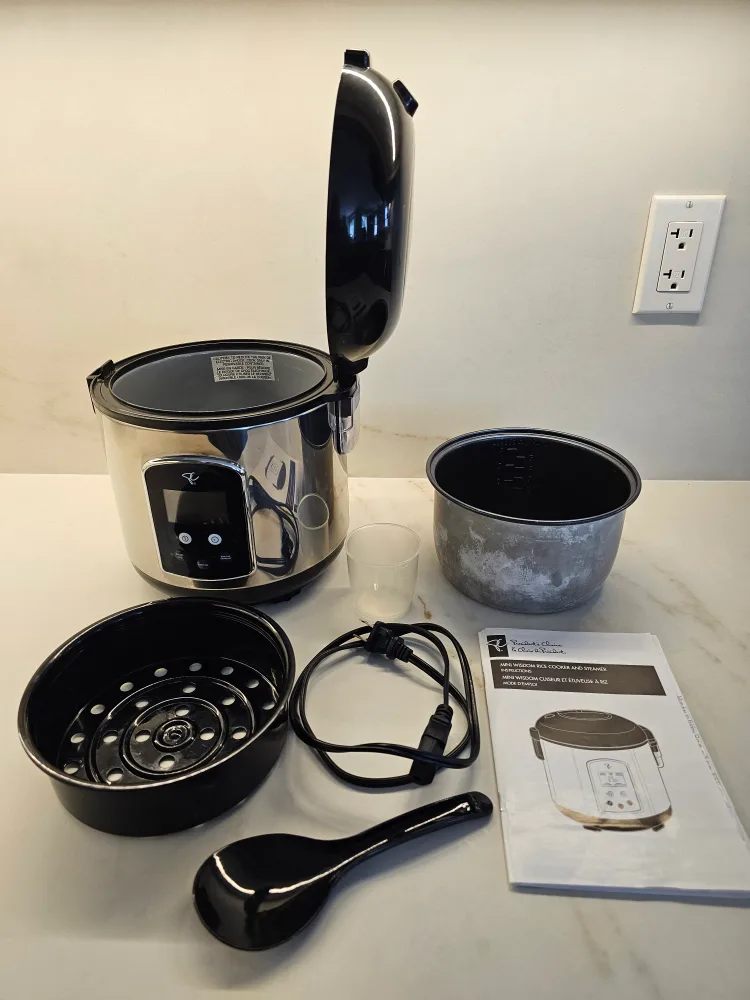 Digital Rice Cooker & Steamer thumbnail