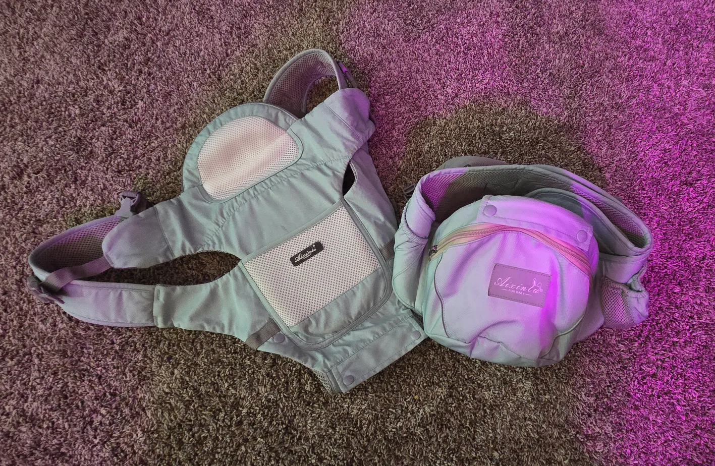 Aixinla Baby Carrier - Like New! thumbnail