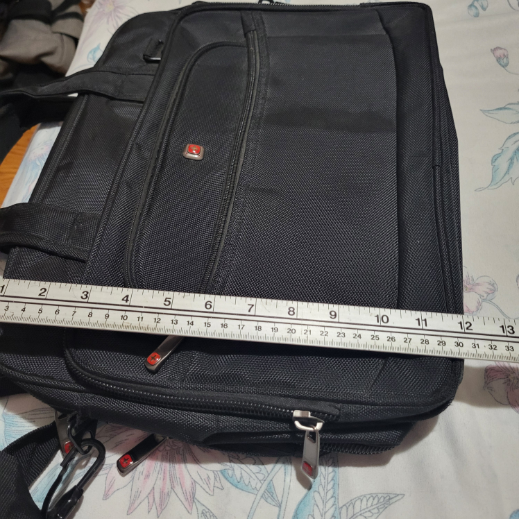 Swiss Gear Black Laptop Bag - photo 2