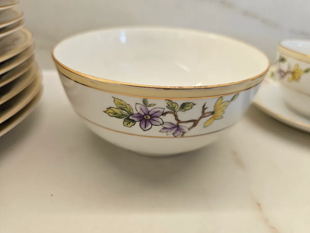Vintage Floral & Gold China Set Nippon image indicator(5)