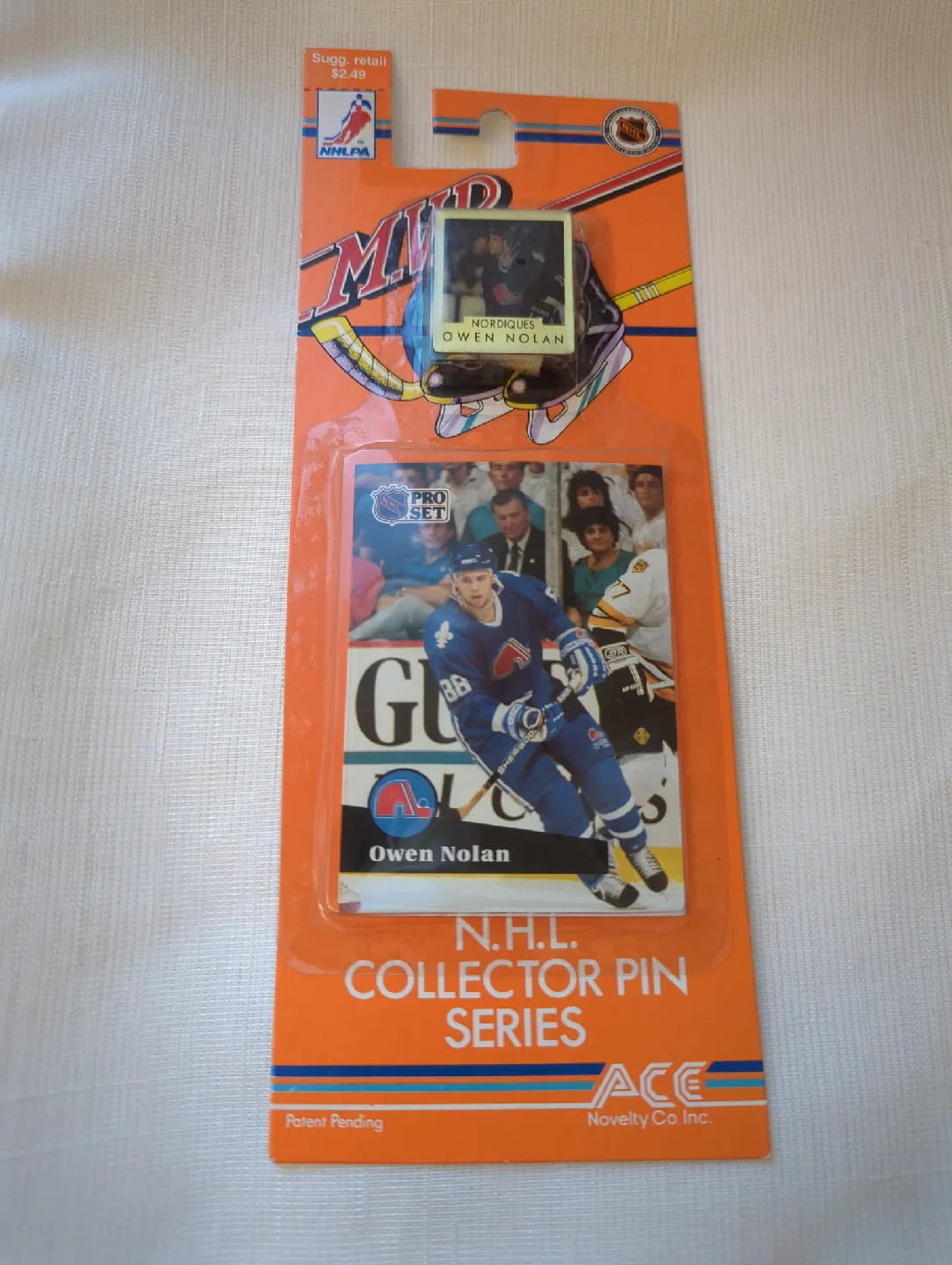 Owen Nolan pin and card setb1991 thumbnail