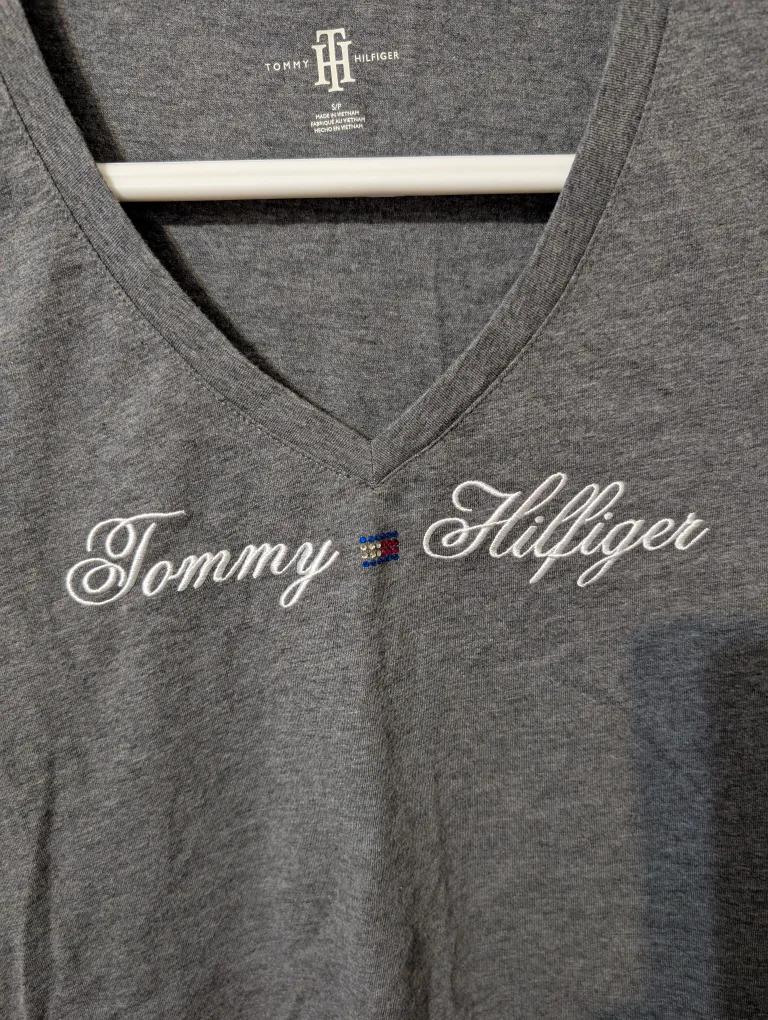 Tommy Hilfiger Grey T-Shirt - Size S image indicator(2)