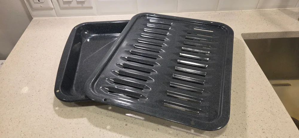 Oven Tray and Grill Set image indicator(2)