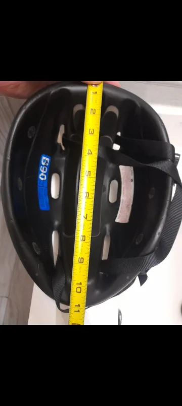 Blue Adult Bike Helmet - Size M #Freecycle image indicator(5)