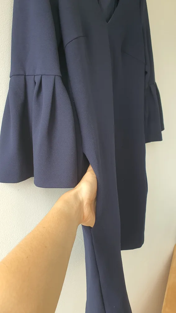 Le Chateau Navy Blue Bell Sleeve Dress - Size M image indicator(4)