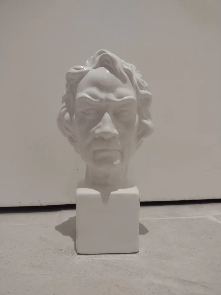 White Ceramic Bust thumbnail