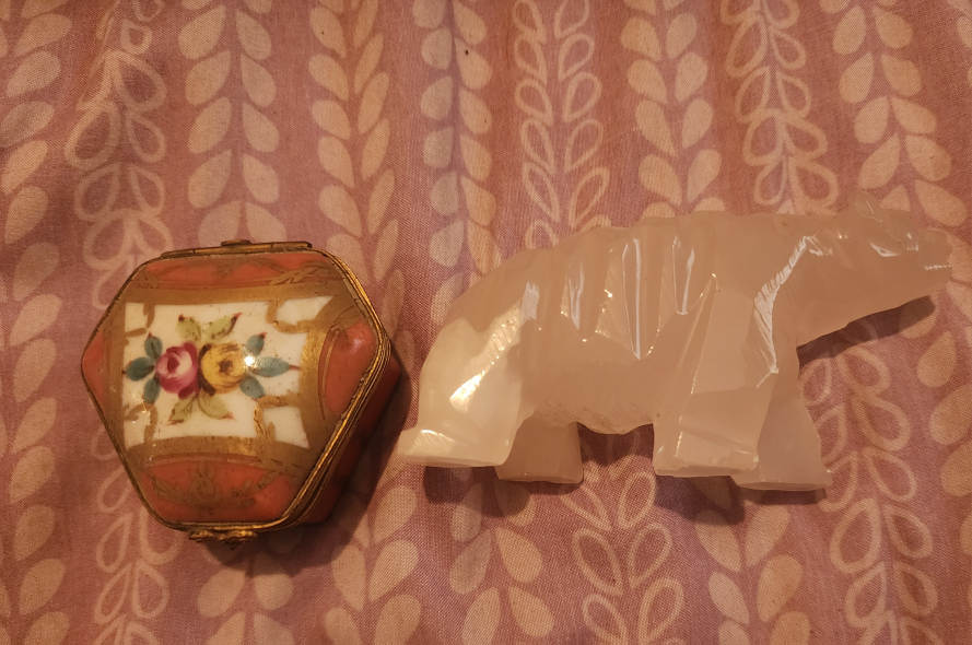 Porcelaine De Paris Trinket Box & Alabaster Bear CASH ONLY - photo 2