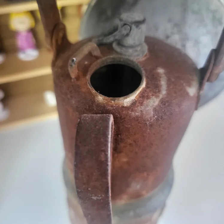 Vintage Carbide Miners Lamp from the 1900's image indicator(4)