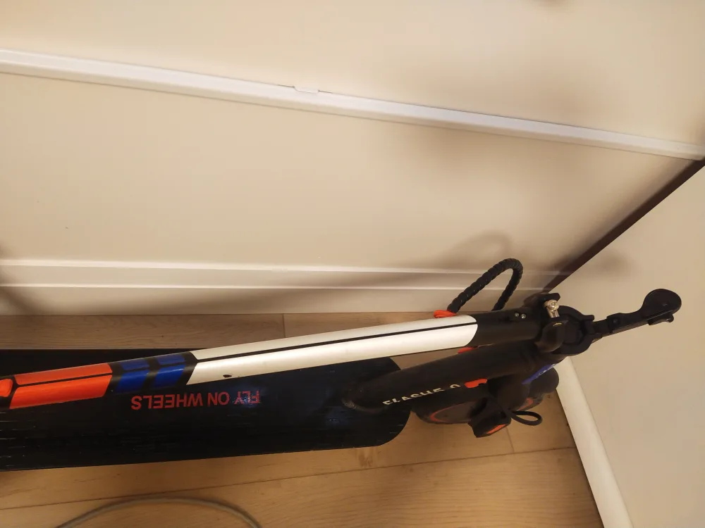 Flyon Wheels Flash 5.0 Electric Scooter image indicator(7)