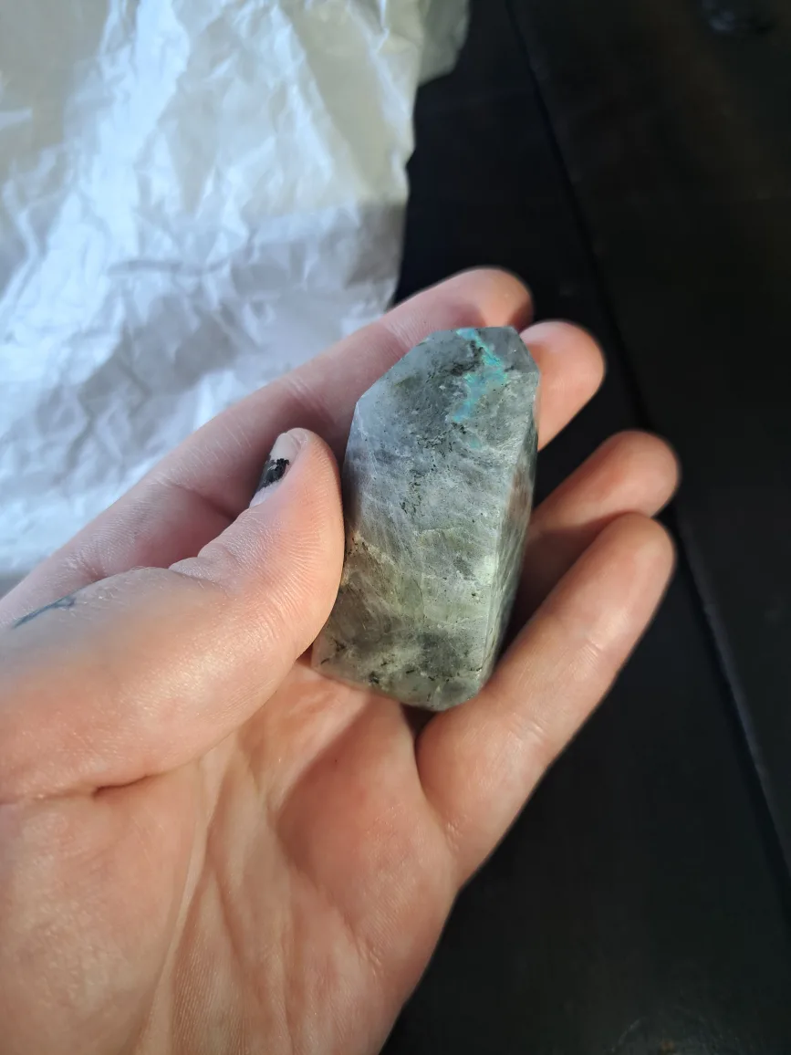 purple Labradorite Crystal image indicator(2)