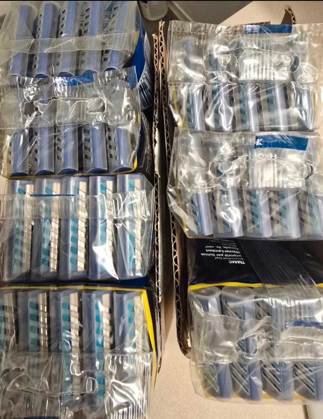 Wilkinson Sword Twin Plus Razors (10) image indicator(3)