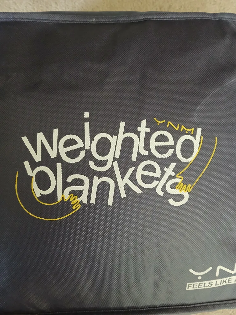 Weighted blanket from YNM 15lbs image indicator(2)