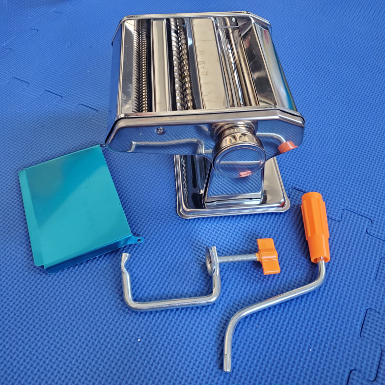 Pasta Maker Machine with Box