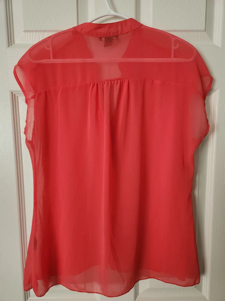 Seductions Coral Blouse - Size M image indicator(2)