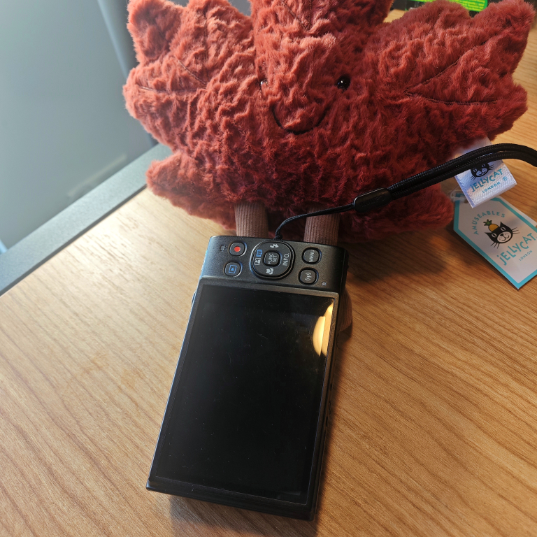 Canon PowerShot ELPH 360 HS Digital Camera - photo 2