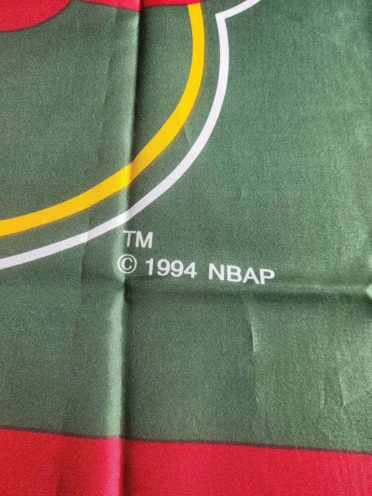 Vintage Seattle Supersonics NBA Flag image indicator(4)