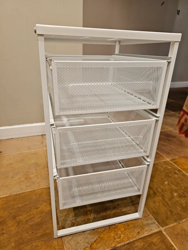 White Metal Drawer Unit image indicator(3)