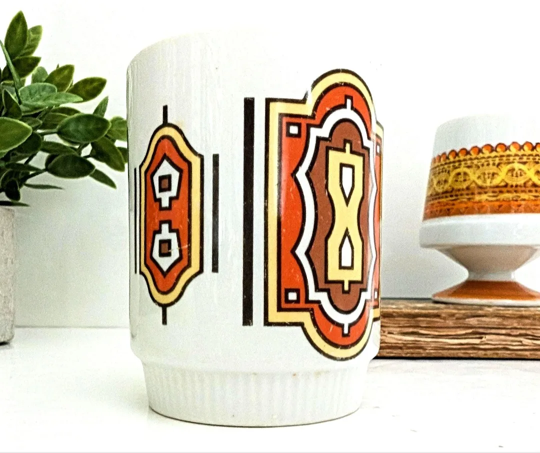 Funky Retro Ceramic Coffee Mugs ~ Sold as Pair image indicator(7)
