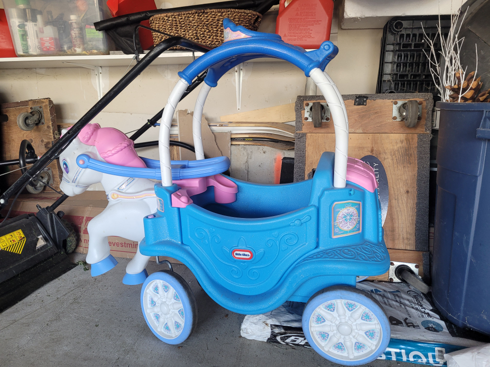Little Tikes Princess Horse & Carriage Ride-On - photo 3
