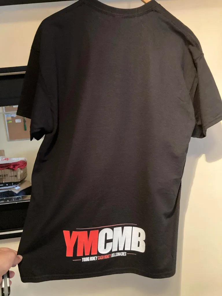 Lil Wayne T-Shirt's AUG 11th BUD STAGE 4 designs to chose from image indicator(6)