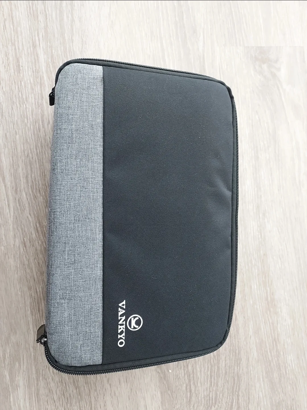 Vankyo - Leisure 3W Wireless Mini Projector - White image indicator(3)