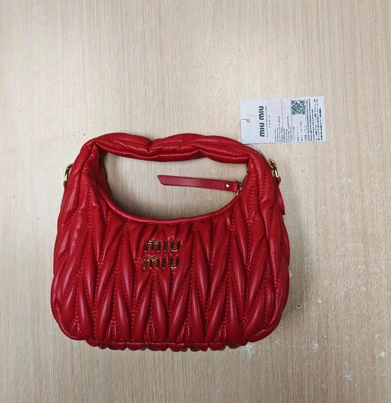 **NEW**Miu Miu Matelassé Leather Mini Bag - Red thumbnail