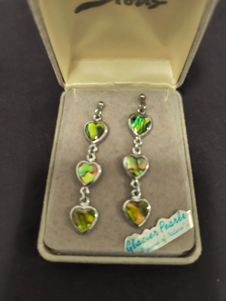 Storus Glacier Pearls Heart Drop Earrings image indicator(2)