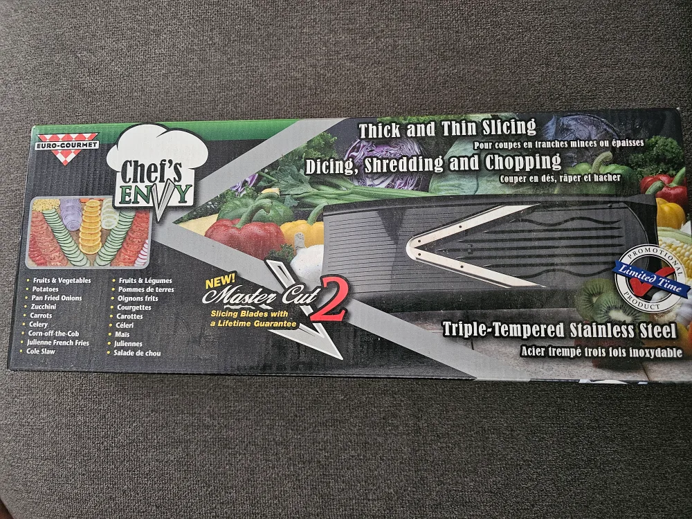Chef's Envy Master Cut 2 Mandoline Slicer thumbnail