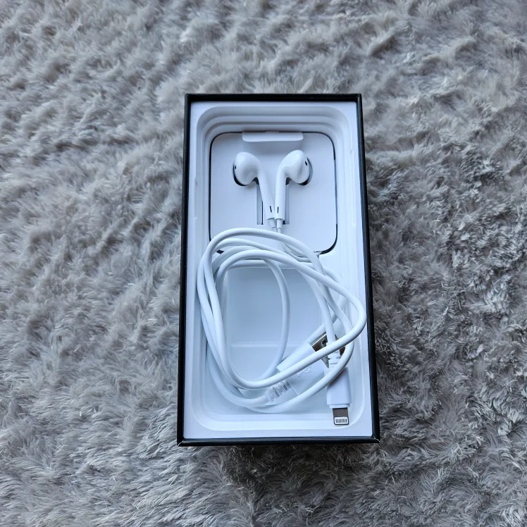 iPhone 11 Pro 64GB - Excellent Condition image indicator(7)