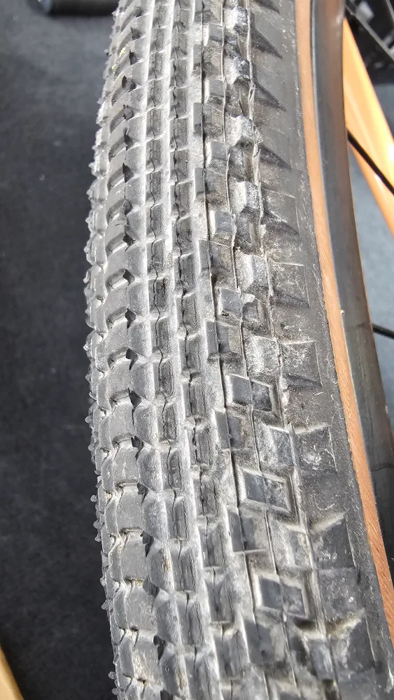 WTB Vulpine 40x700 Bike Tire Gravel tire image indicator(3)