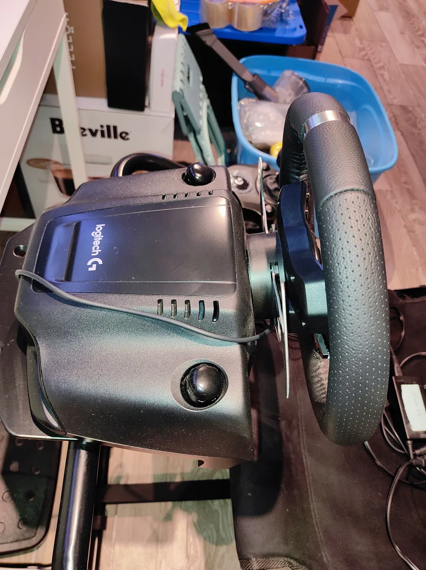 Logitech G920 Racing Wheel & Pedals image indicator(2)