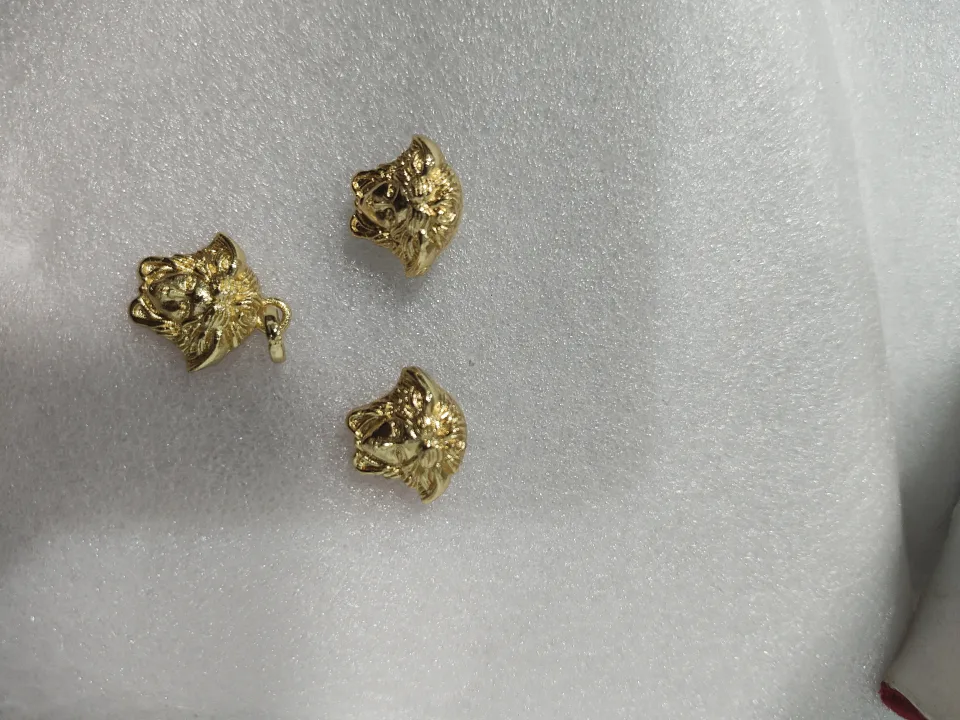 Gold plated Medusa Head Earrings & Pendant image indicator(5)