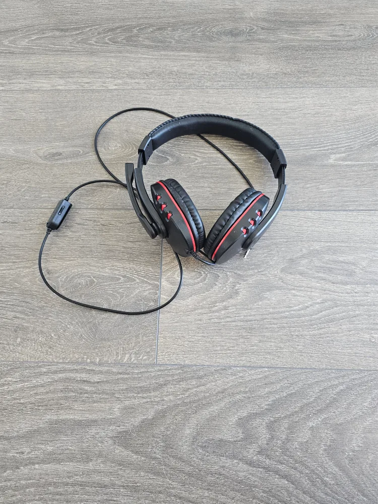 Black Gaming Headset with Red Accents thumbnail