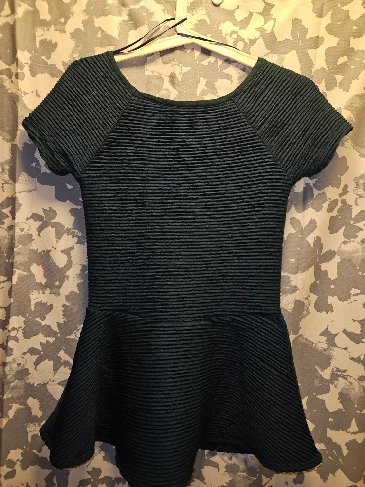 Zara W&B Collection Top - Size S image indicator(2)