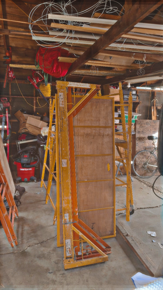 Scaffolding - photo 4