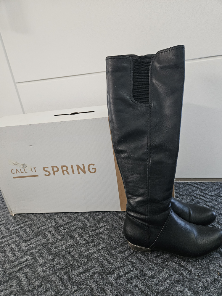 Call It Spring Black Knee-High Boots - Size 6