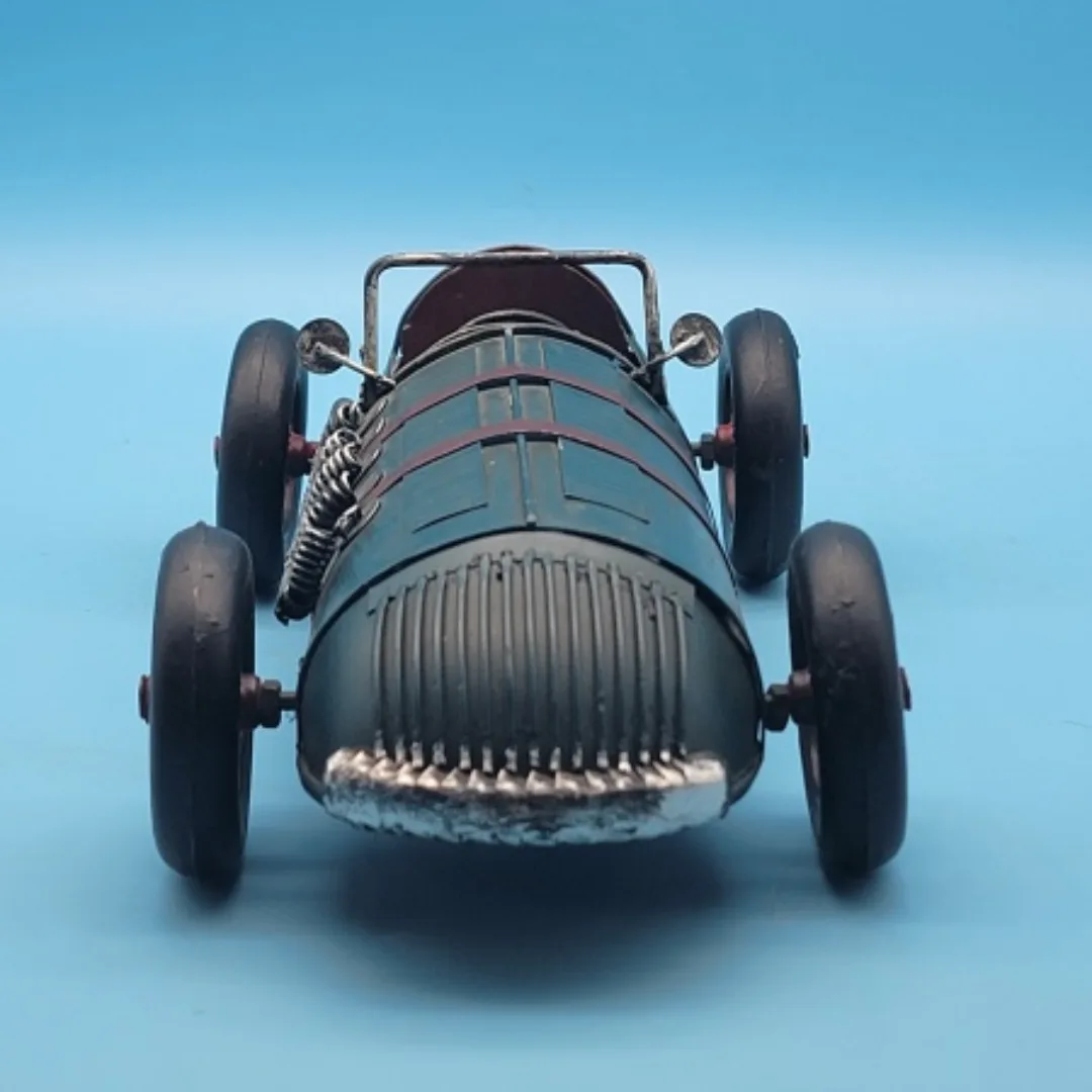 Vintage Style Formula One F1 Race Car Metal Replica Metal image indicator(2)