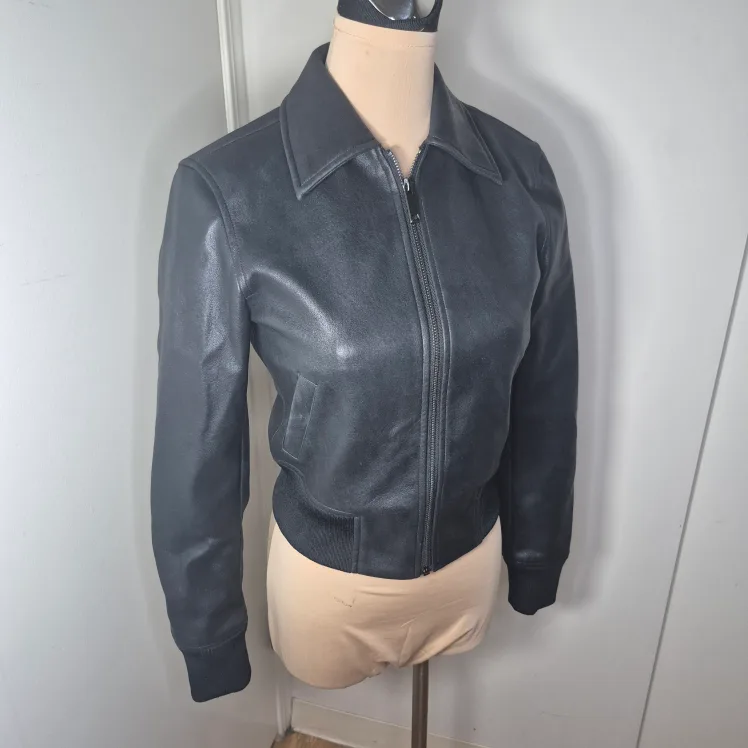 Black Leather Bomber Jacket image indicator(3)