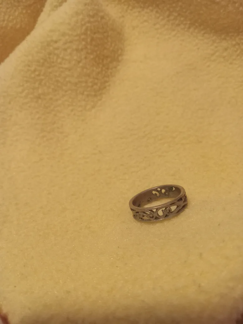 ring free thumbnail