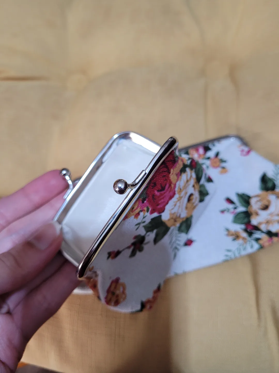 Floral Coin Purses - Set of 2 image indicator(6)