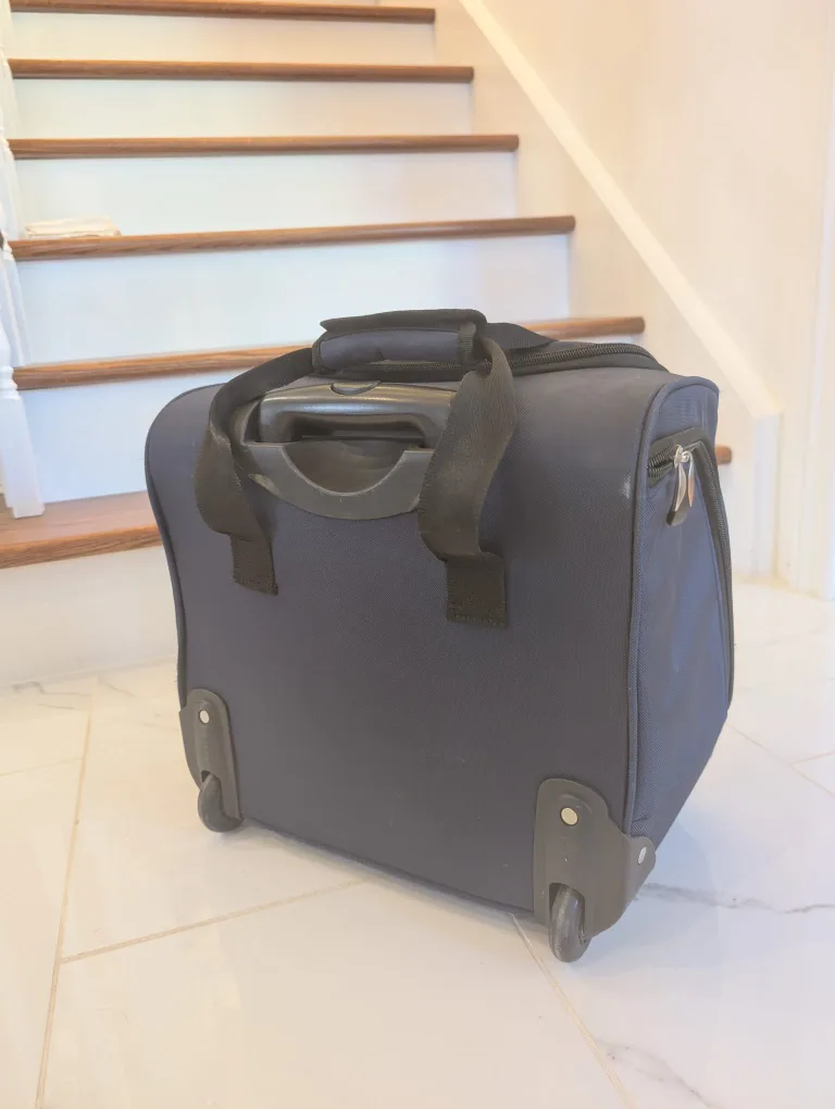 CIAO Wheeled Carry-On Bag - Navy Blue image indicator(2)