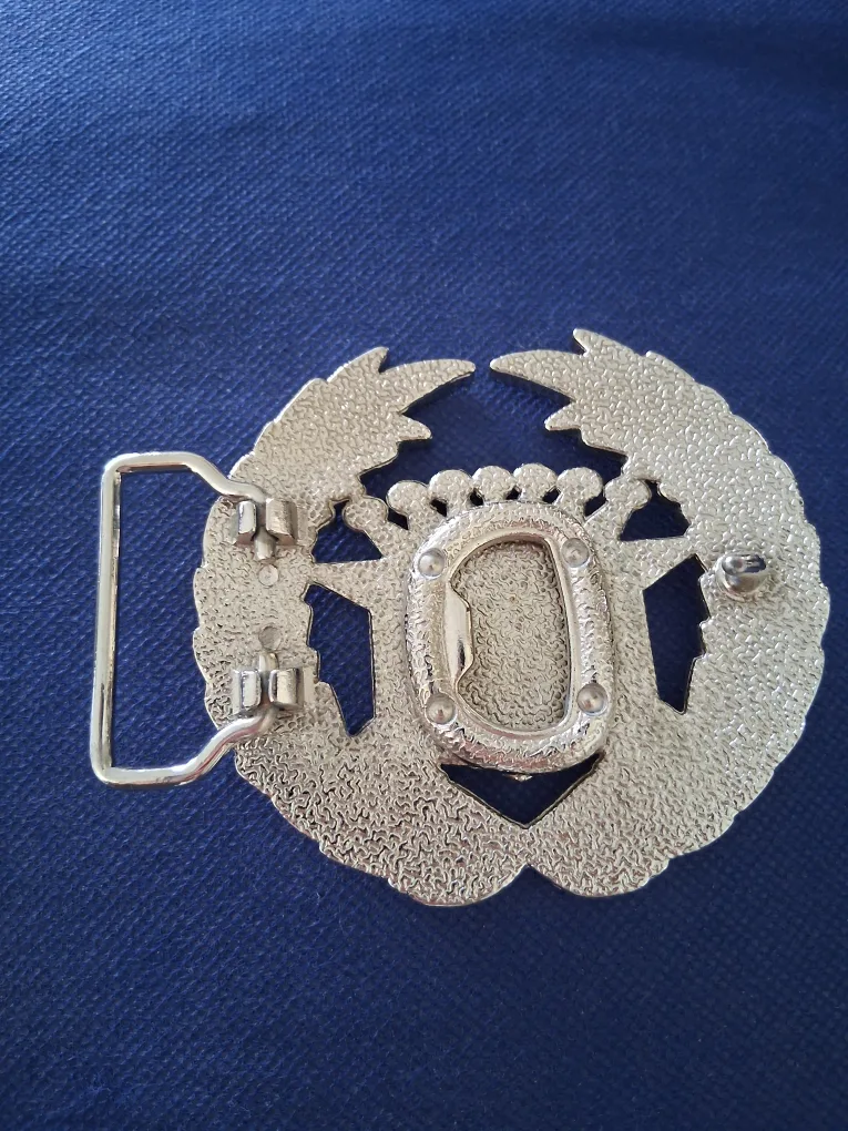 belt buckle/bottle opener image indicator(2)