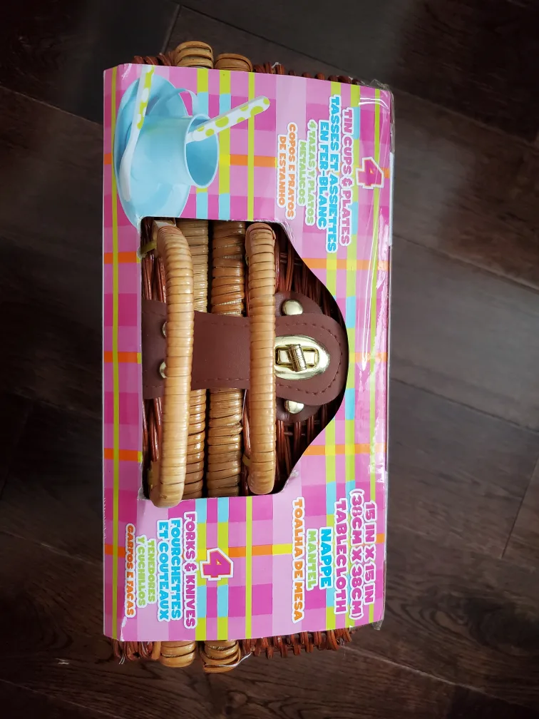 ALEX toy Picnic Basket - 18 Pieces image indicator(2)