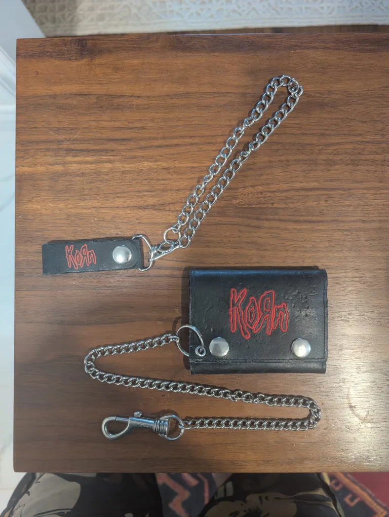 Korn Black Leather Wallet with Chain thumbnail