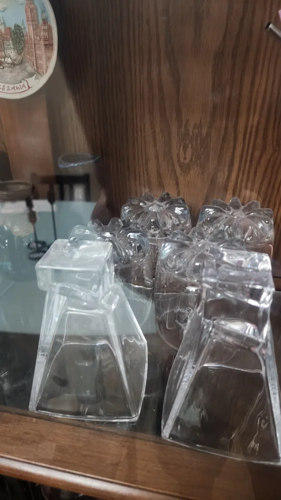 Bar tools and cocktail glasses, crystal. image indicator(2)