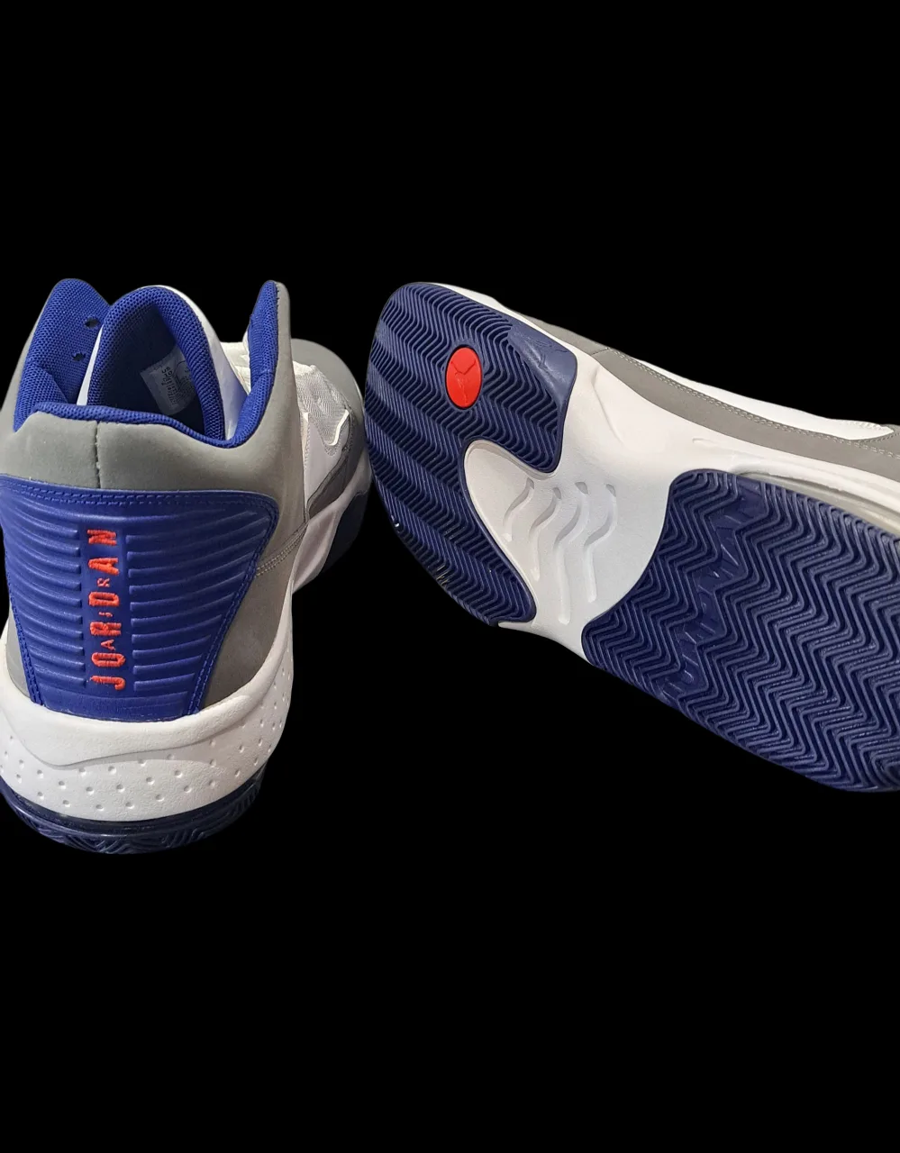 Jordan Sneakers BNIB (M10) image indicator(3)